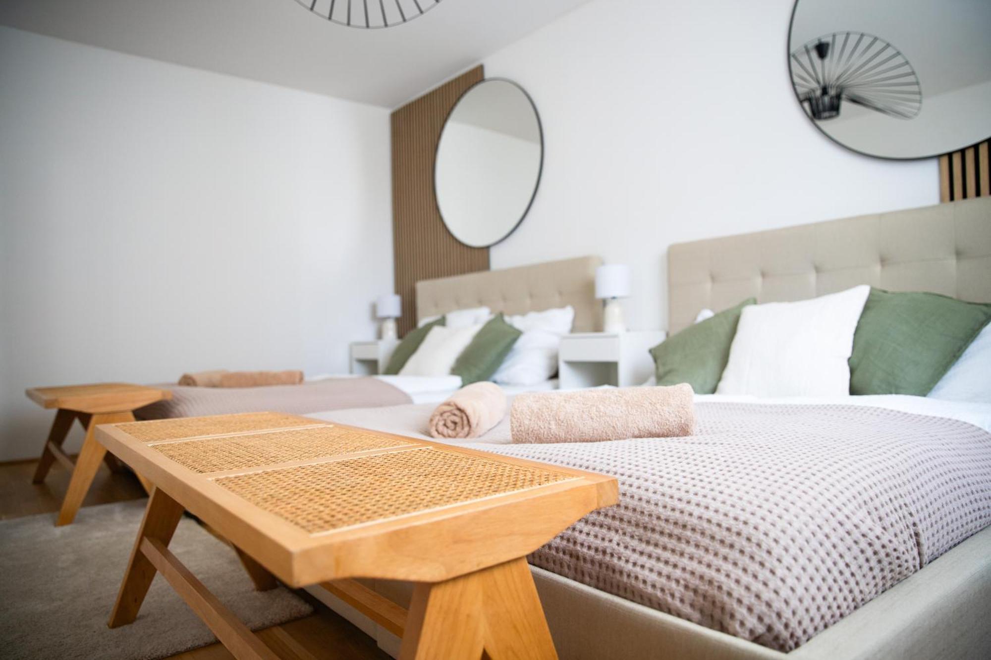 Stylish Apartments - 3 Min To U1 Kagraner Platz Wenen Buitenkant foto